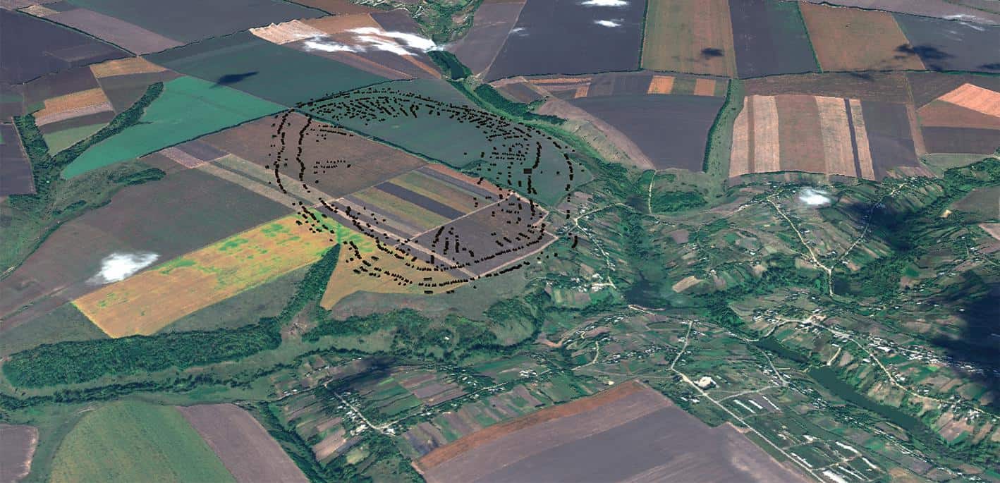 Nebelivka site plan superimposed on map