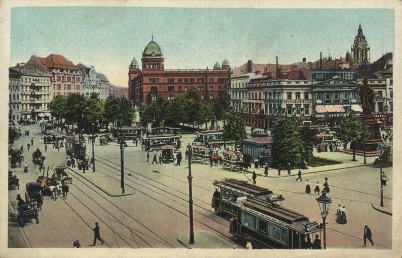 Alte Postkarte mit dem Berliner Alexanderplatz um etwa 1900